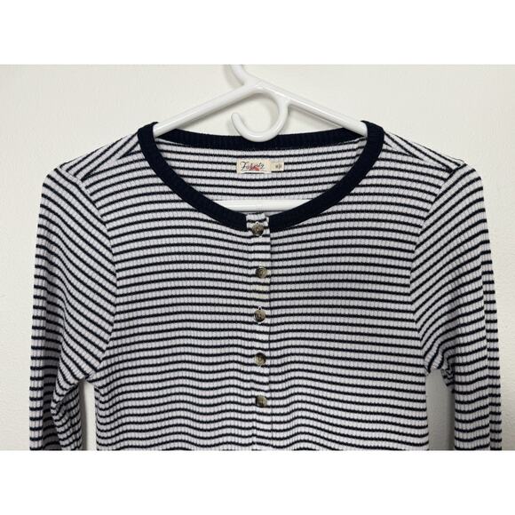 Faherty Henley Top Shirt Womens Medium Long Sleeve Blue White Stripe Ribbed - Picture 3 of 8